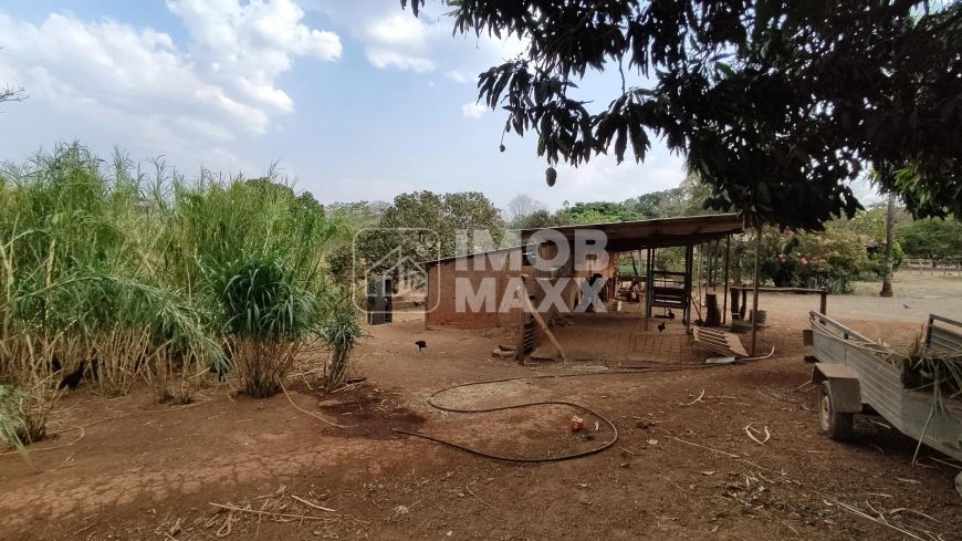 Haras (Chácara) à Venda na Fercal / Sobradinho: por R$800.000. Oportunidade!!!