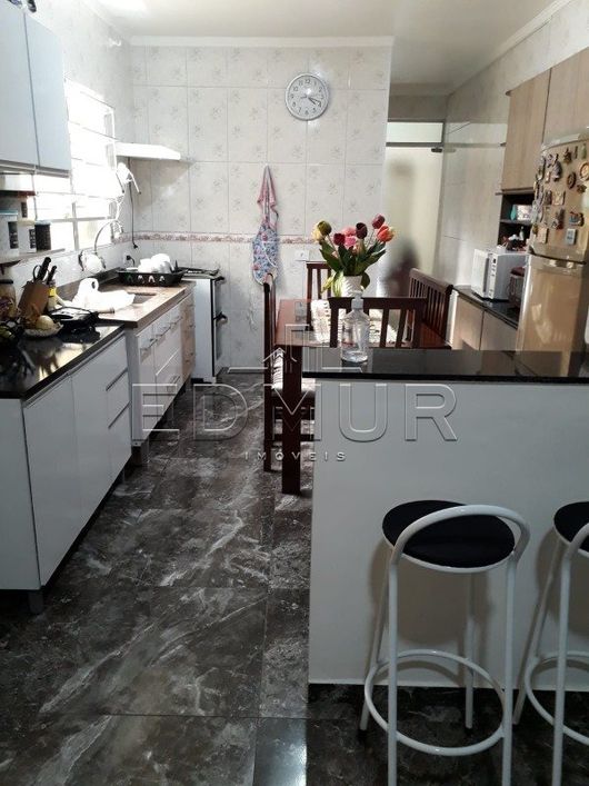 CASA para VENDA com 180m² no bairro Vila Suíça com 2 quartos e 2 vagas. Santo André, SP