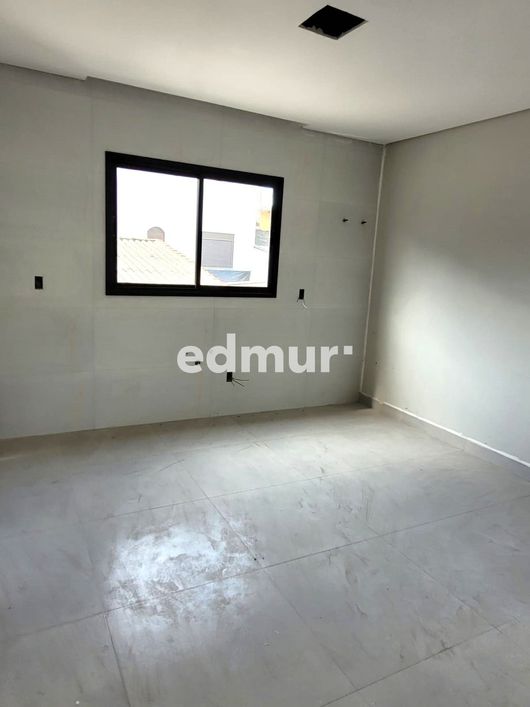 SOBRADO para VENDA com 110m² no bairro Jardim Santo Alberto com 2 quartos e 2 vagas. Santo André, SP