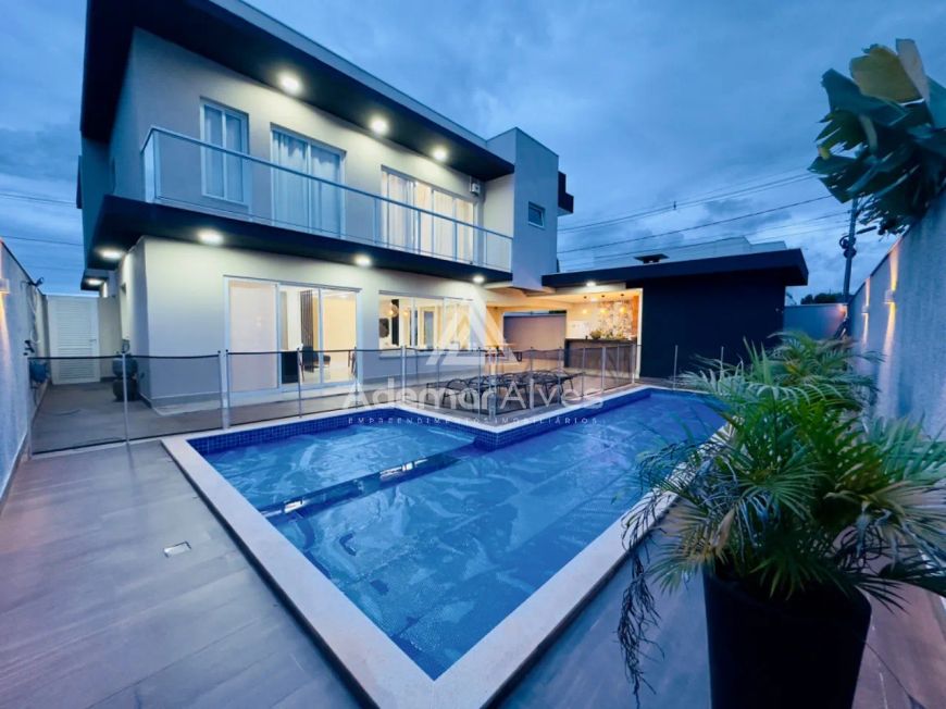 Alto da Boa Vista, Sobradinho-DF, Excelente Casa com 04 suítes e escritório + área de Lazer completa