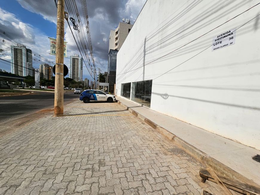 Loja com 200m² pé direito 8m + 150m2 de Mezanino= 350m² , com Habite-se, próximo ao Hospital Bras