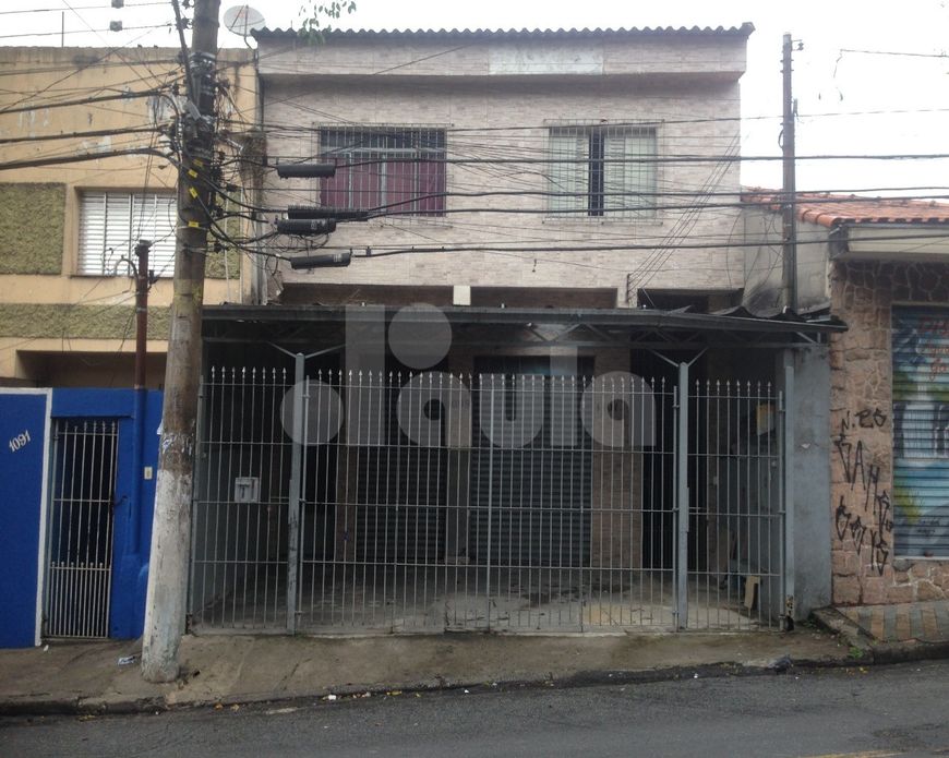 Prédio com 4 Casas 210 m²Jardim Guarará Para Investidor