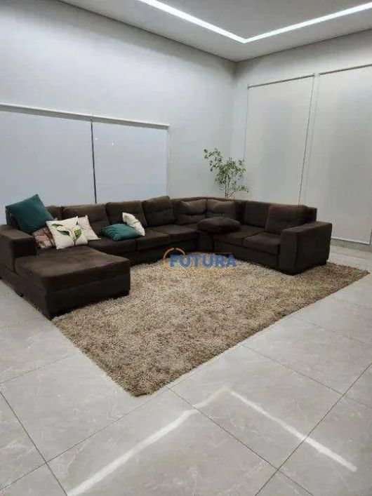 Excelente Casa 3 Quartos, sendo, suíte, closet - 240 M² - Condomínio Privê, Morada Sul - Jardim Botâ