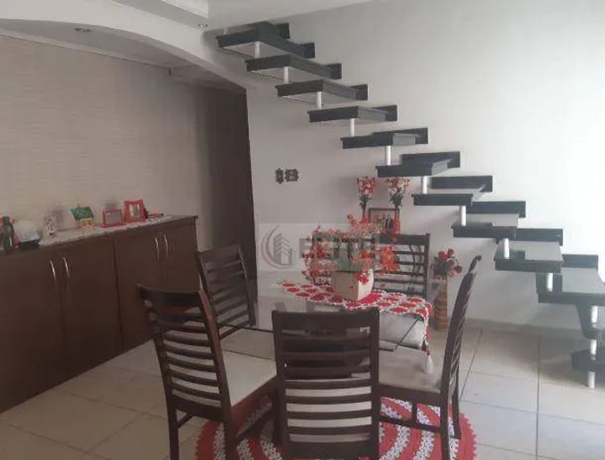 Sobrado com 3 dormitórios à venda, 230 m² por R$ 650.000,00 - Jardim Progresso - Santo André/SP