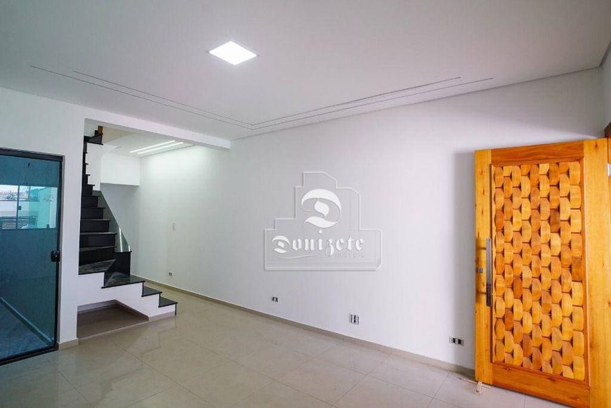 Sobrado Novo com Espaço Gourmet, com 3 dormitórios à venda, 260 m² por R$ 990.000,00- Vila Clarice -
