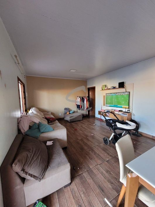 Casa 110m², 3 Quartos(1suite) + kits 50m², 2 quartos, Lt 628m², Colônia Agrícola, Samambaia.