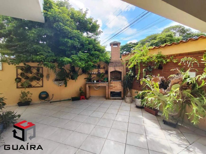 Sobrado à venda 3 quartos 1 suíte 3 vagas Floresta - Santo André - SP