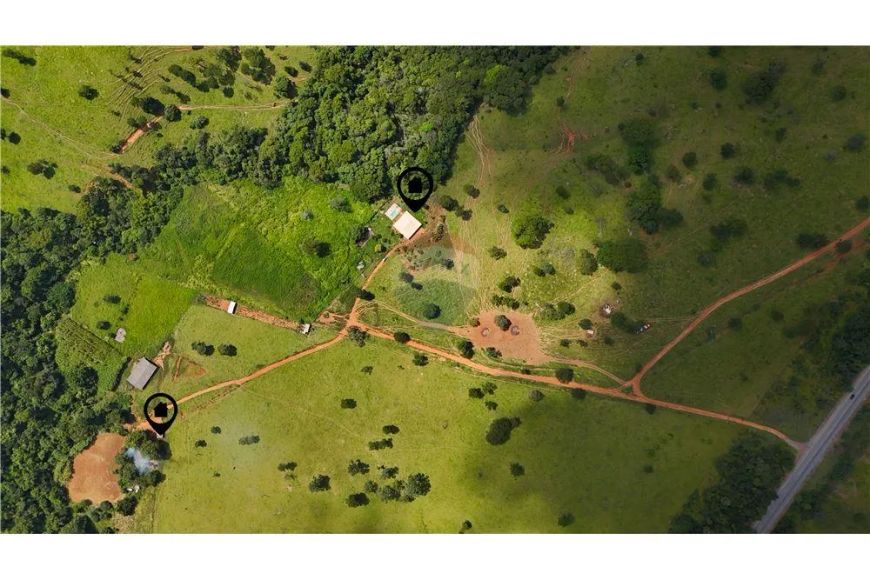 Fazenda a venda 500 hectares, beira rodovia BR 080. Pode ser vendida fracionada.