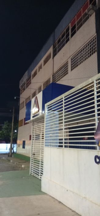 prédio excelente localização águas claras escola clínica