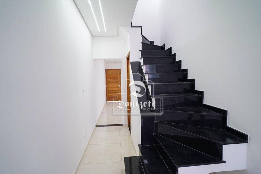 Sobrado Novo com Espaço Gourmet, com 3 dormitórios à venda, 260 m² por R$ 990.000 - Vila Clarice - S