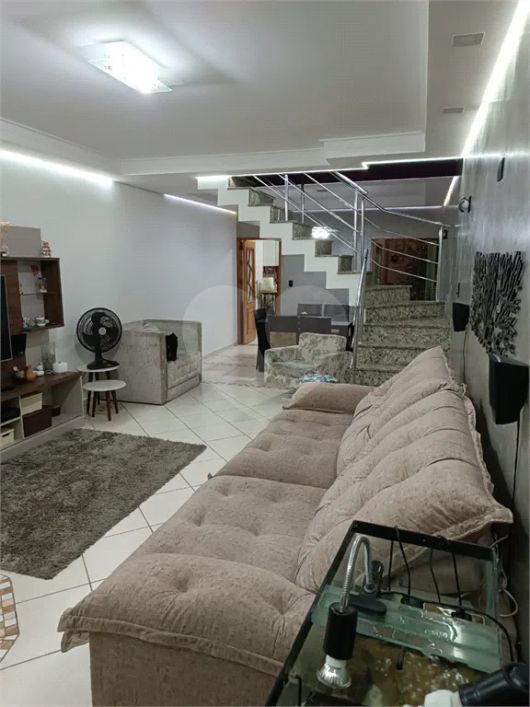 Sobrado com 3 quartos à venda em Vila Bela - SP