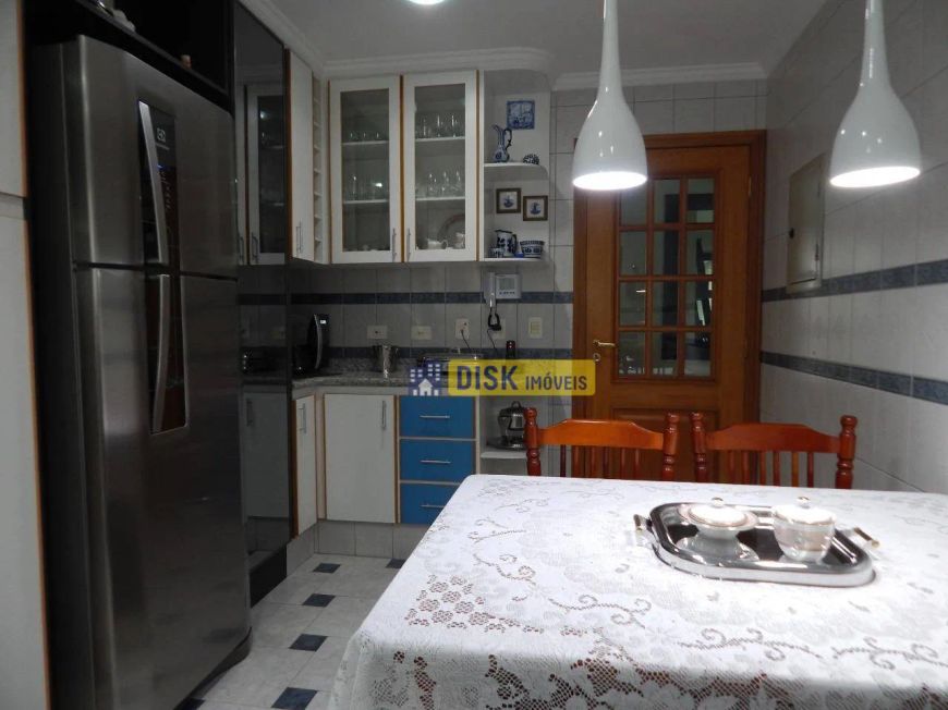 Casa Assobrada com 4 dormitórios à venda, 340 m² por R$ 2.000.000 - Vila Floresta - Santo André/SP