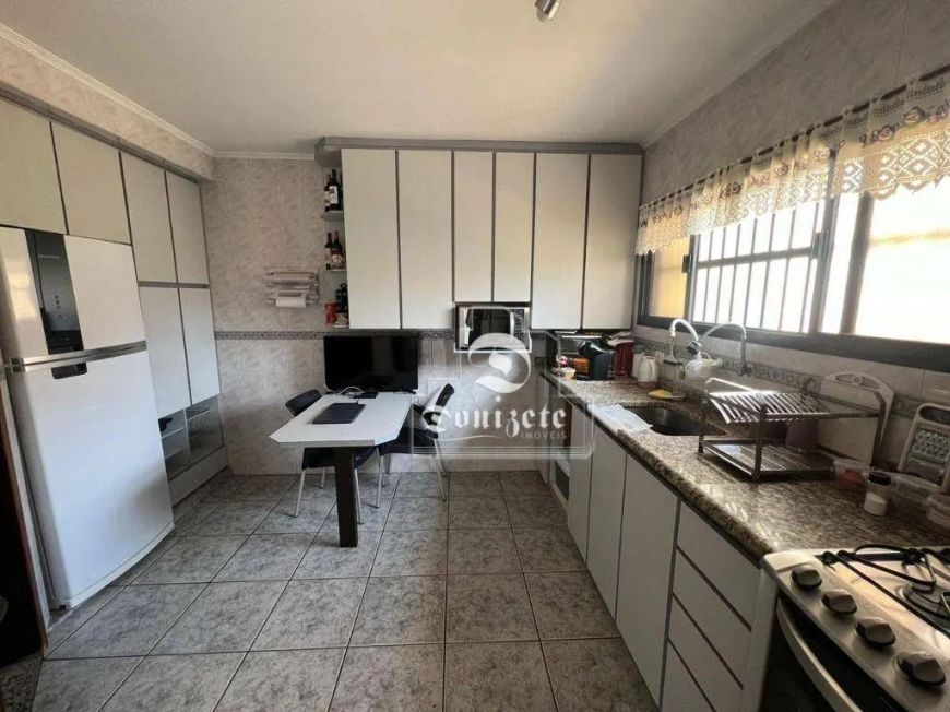 Sobrado com 4 dormitórios à venda, 230 m² por R$ 1.400.000,00 - Vila Floresta - Santo André/SP