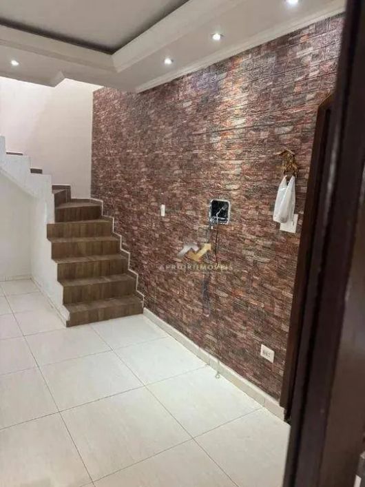Sobrado com 3 dormitórios à venda, 258 m² por R$ 690.000,00 - Vila Aquilino - Santo André/SP