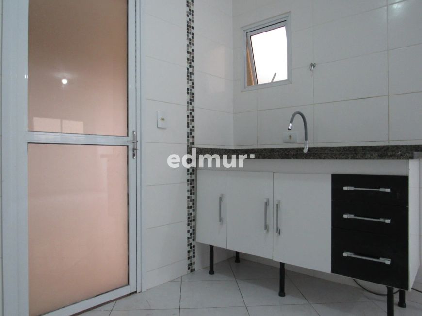SOBRADO para ALUGADO IMOB.E VENDA com 95m² no bairro Vila Floresta com 2 quartos e 1 vagas. Santo An
