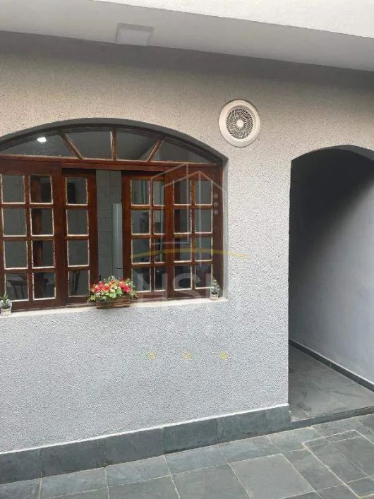 Sobrado - 3 Quartos - 3 banheiros - Venda - 226 m² Santo André