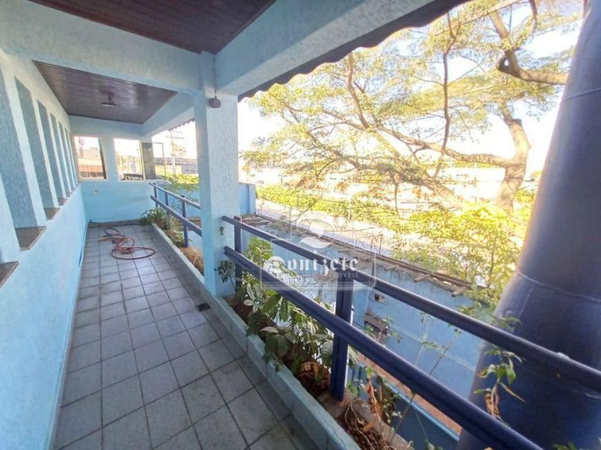 Sobrado, 337 m² - venda por R$ 2.500.000,00 ou aluguel por R$ 10.944,32/mês - Parque Jaçatuba - Sant