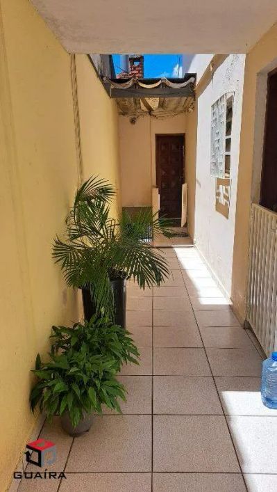 Sobrado com 3 moradias - Vila Luzita - Santo André - Estuda PERMUTA casa e/ou apartamento com elevad