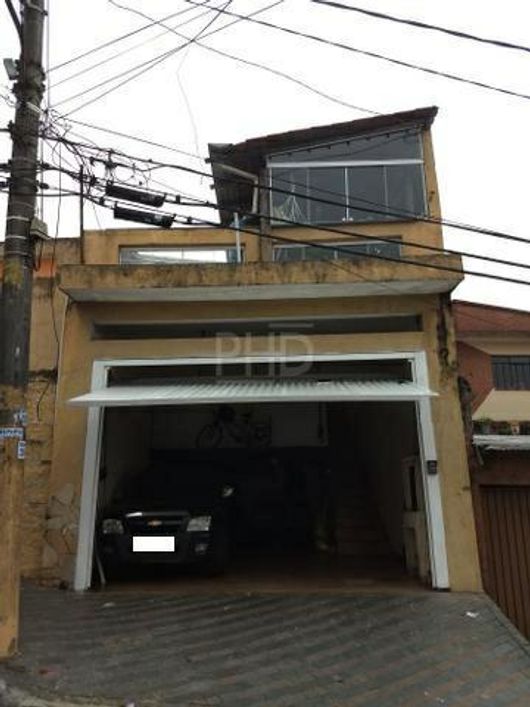 Sobrado a venda - próximo a Praça Maracnã