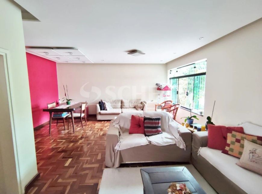 Casa assobradada 3 dormitórios á venda na Vila Alexandria em São Paulo