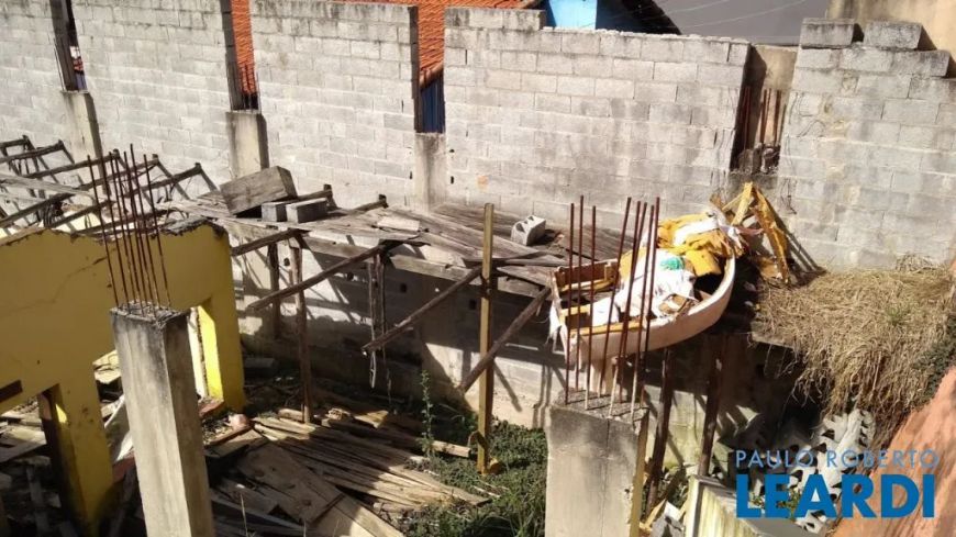 TERRENO - VILA APIAÍ - SP