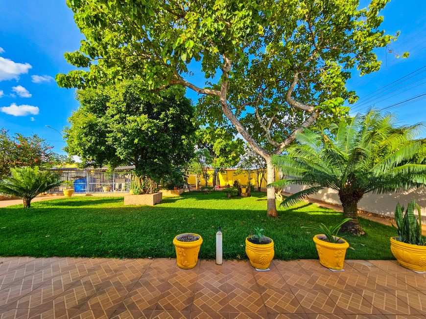 Excelente Casa com Lote de 1.125m² /Condomínio Nosso Lar