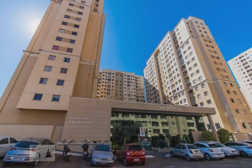 Apartamento para venda possui 77 metros quadrados com 3 quartos em Samambaia Sul - Brasília - DF