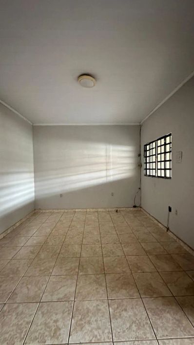 Vendo casa QNN 4, Ceilandia Sul, aceita financiamento.