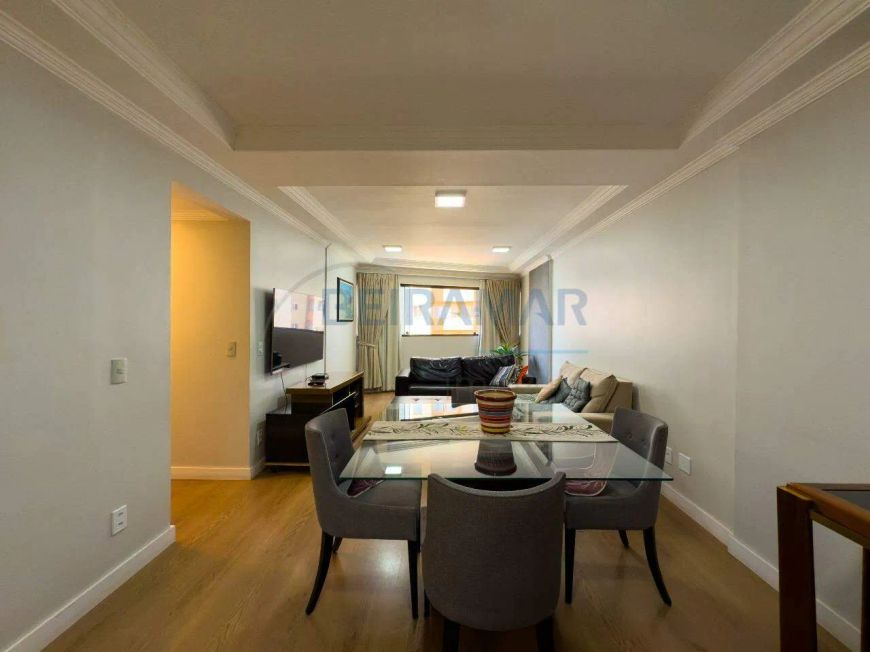 Apartamento com 4 Quartos, 1 Suíte, Vaga Coberta, Reformado à Venda no Residencial Dirceu Rocha Tava
