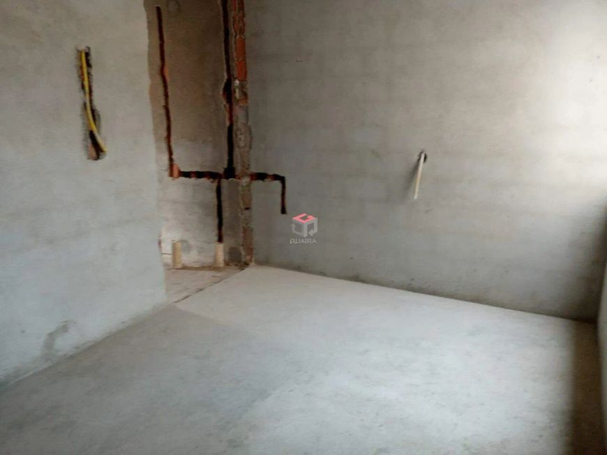 Apartamento com 80m² localizado na Vila América em Santo André- SP.