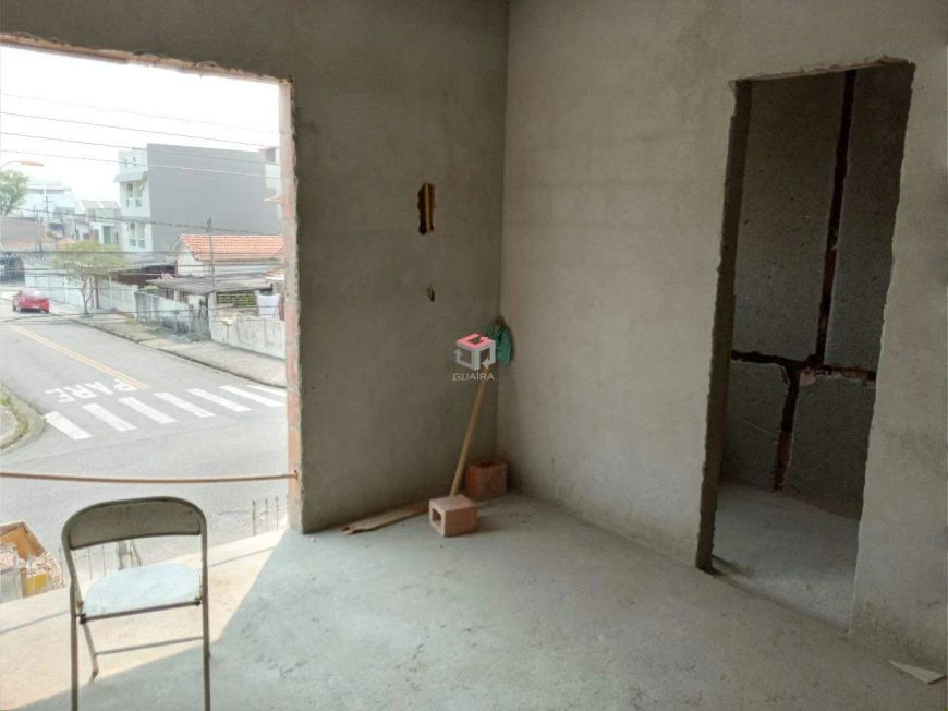 Apartamento com 80m² localizado na Vila América em Santo André- SP.