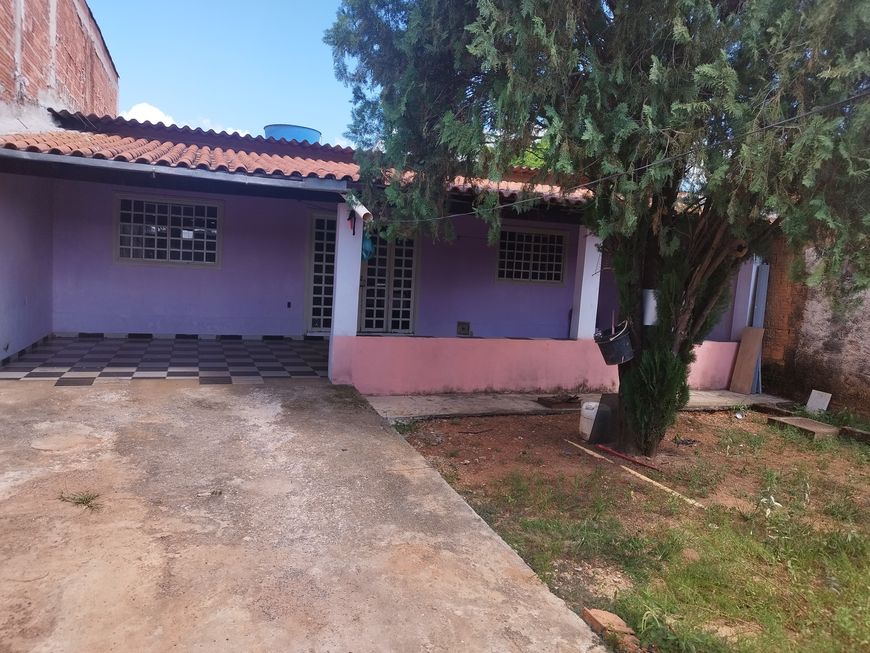 Vendo ótima casa próximo a dobraço no arapoanga