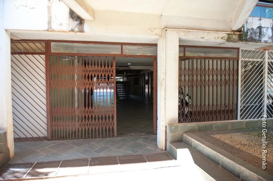 Subsolo aflorado ao lado do Setor Hospitalar Norte