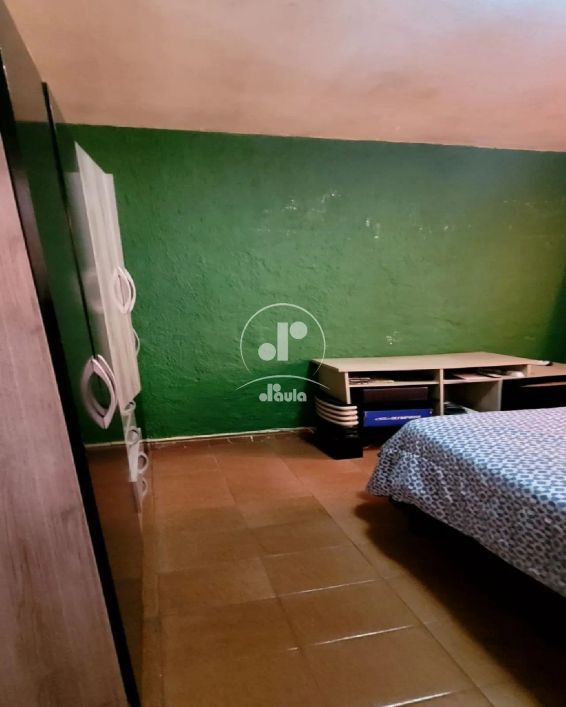 Casa na Vila Cecilia Maria com 104 m² de área construída e 220 m² de terreno, dimensão 10x22 .