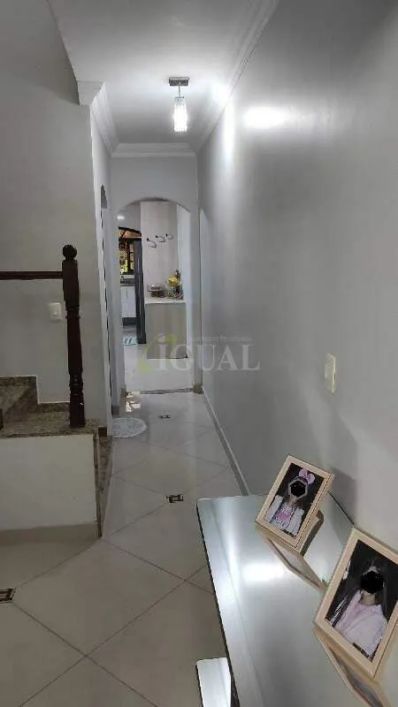 Maravilhoso Sobrado no Parque Novo Oratório Ótima Localização