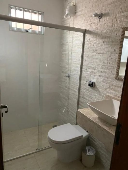 Casa para Venda em Brasília, Areal (Águas Claras), 2 dormitórios, 1 suíte, 1 banheiro, 4 vagas