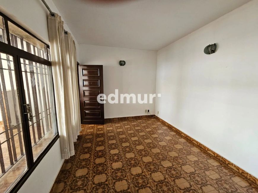 CASA para VENDA com 148m² no bairro Vila Curuçá com 3 quartos e 1 vagas. Santo André, SP