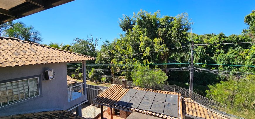 CASA VEREDA DA CRUZ EM FRENTE A ÁGUAS CLARAS