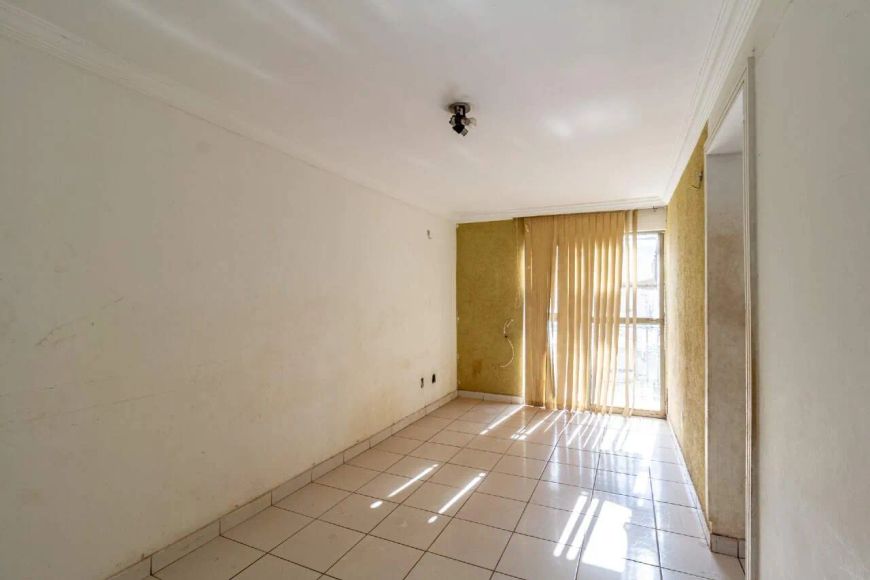 Apartamento com 2 Quartos, 1 Banheiro e Sala Ampla à Venda No Residencial Icaraí - Taguatinga Norte