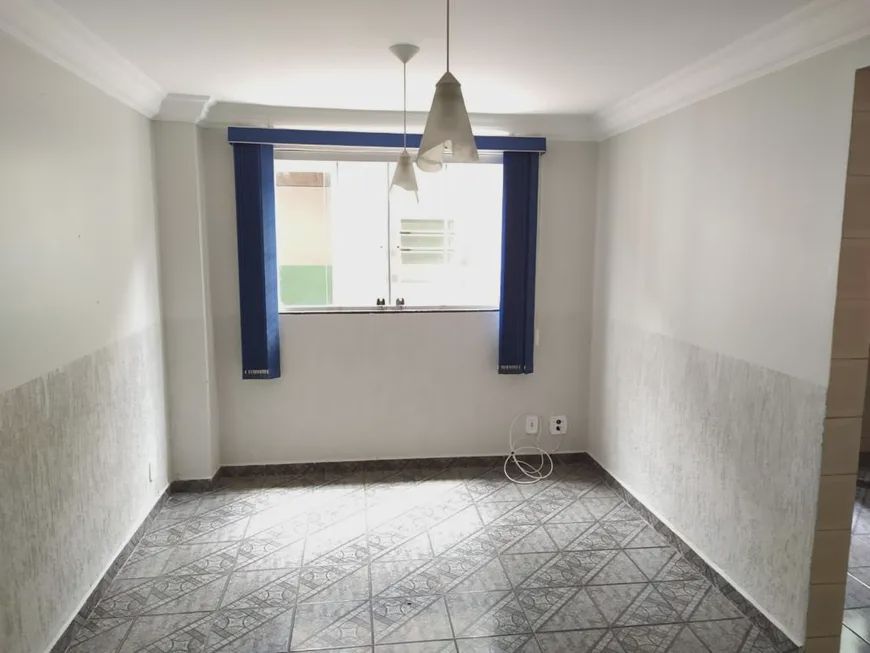 Sobrado com 5 quartos em Setor Central - Brasília - DF
