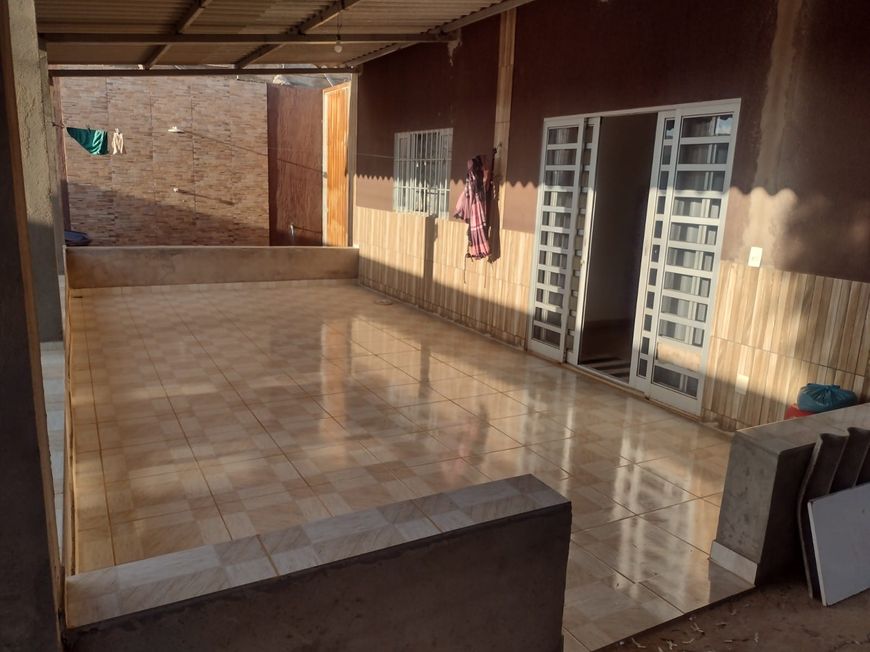 Casa no Arapoangas de laje, 260.000