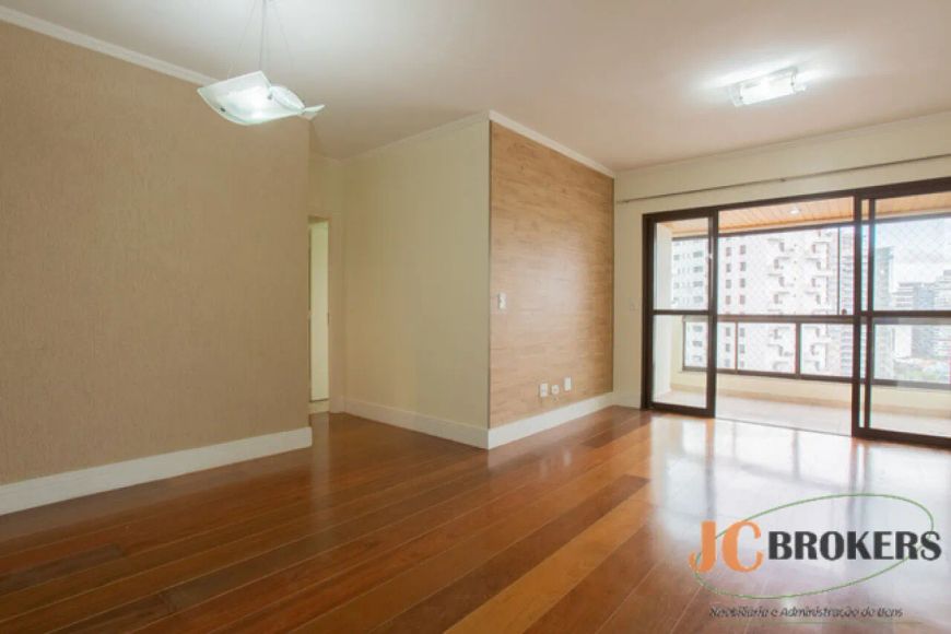 Apartamento com 102 m² de área útil, 3 dormitórios sendo 1 suíte, 2 vagas