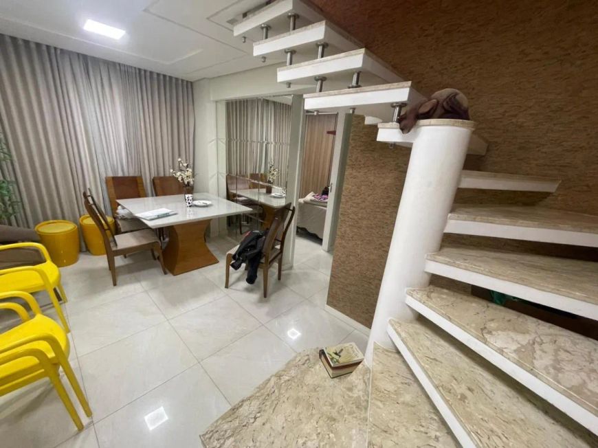 Cobertura para Venda em Brasília, Setor Industrial (Taguatinga), 2 dormitórios, 2 banheiros, 2 vagas