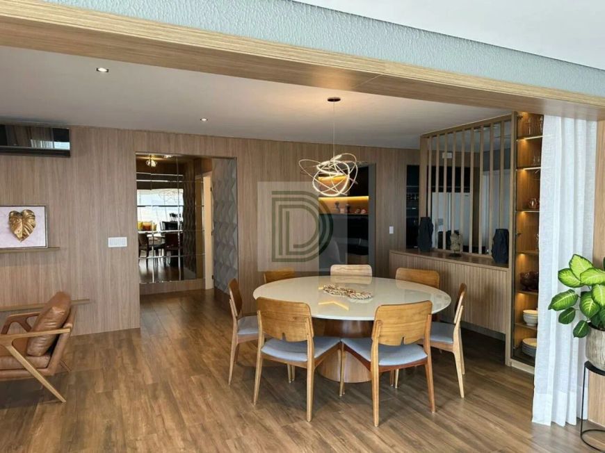 Lindo apartamento em excelente localização, condomínio completo.