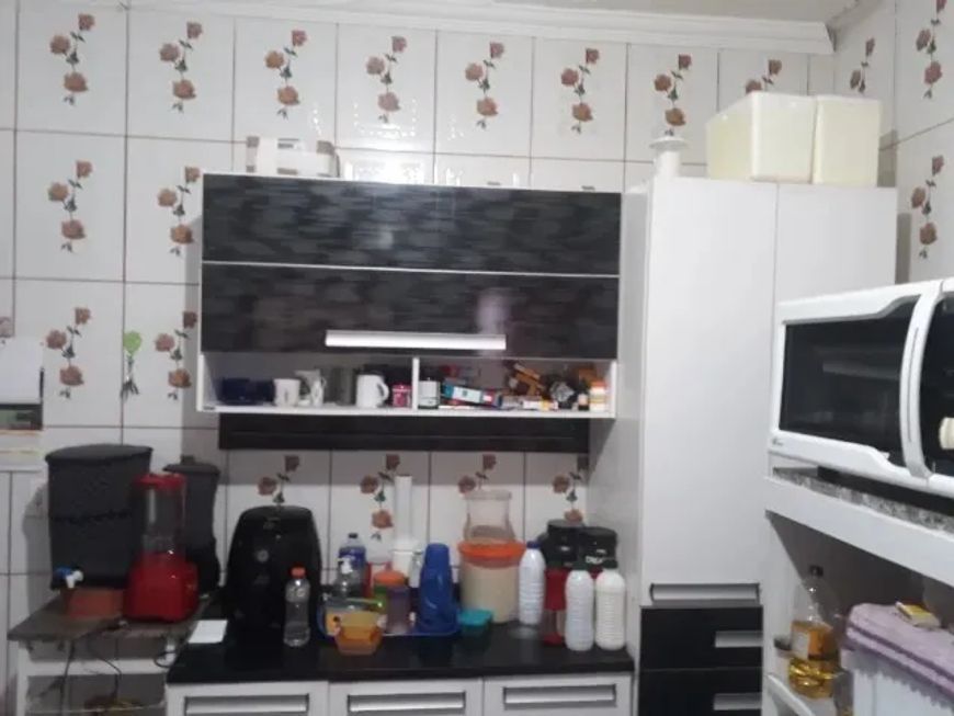 QR 210 (Samambaia Norte) Casa com 3 quartos laje excelente localização