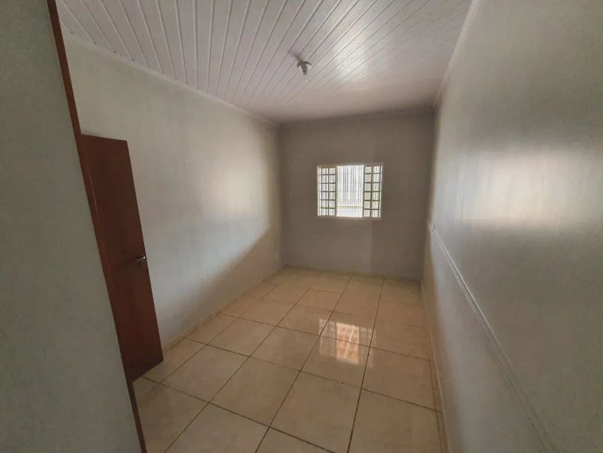 Vendo Linda Casa na QNM 40 da M norte