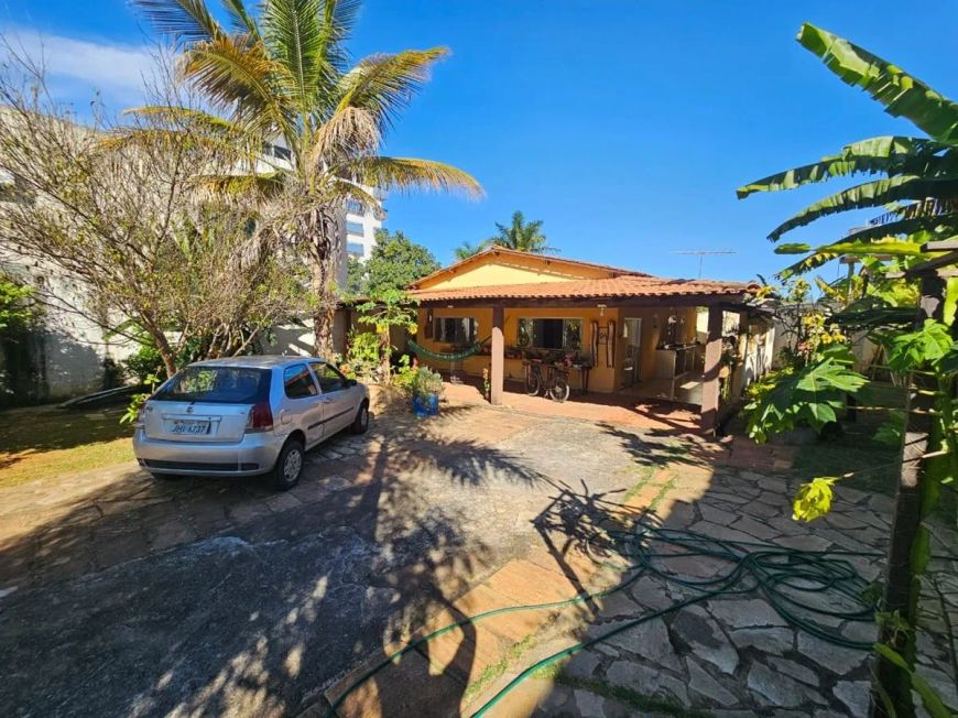 Casa 2 Quartos na Rua 03