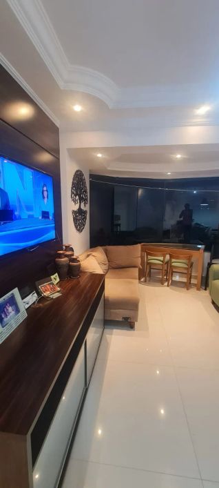 Vendo Belíssimo Apartamento 3 Quartos na SQN 205 !!! 1.250.000 !!!