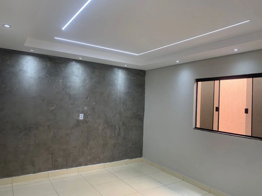 Casa com 4 quartos sendo um suite em Taguatinga Norte - Brasília - DF