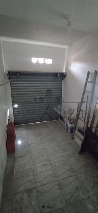 Sobrado - Dom Pedro I - 2 Dormitórios - 140m2 - Analisa Permuta.